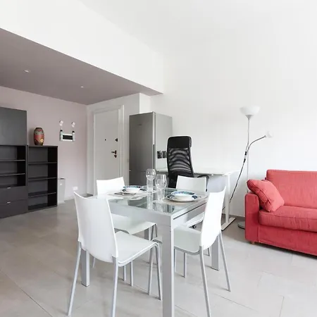 Cozy Apt With Balcony - Mm2 Sant'agostino *