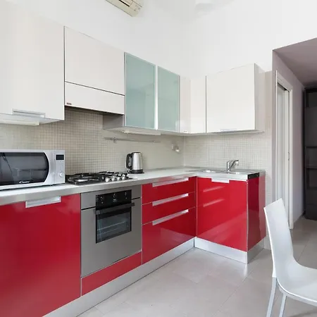 Cozy Apt With Balcony - Mm2 Sant'agostino Apartment *