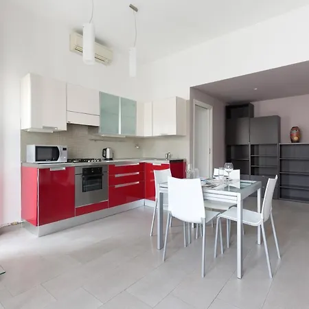 Апартаменты Cozy Apt With Balcony - Mm2 Sant'agostino Милан